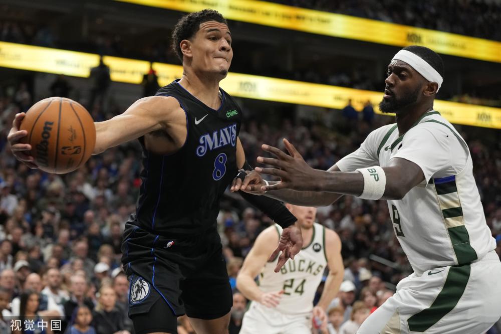 现代足球中 现代足球中