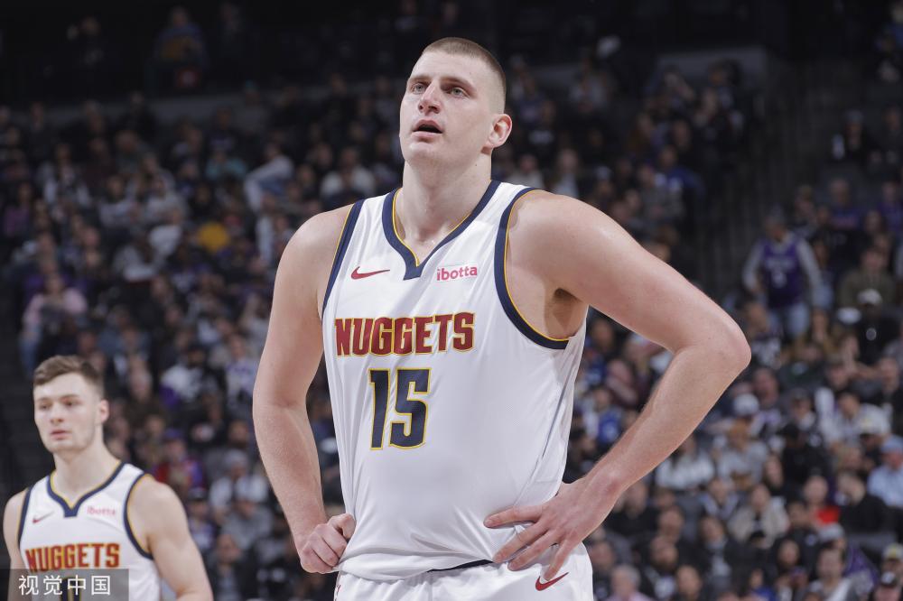 作为现代足 作为现代足